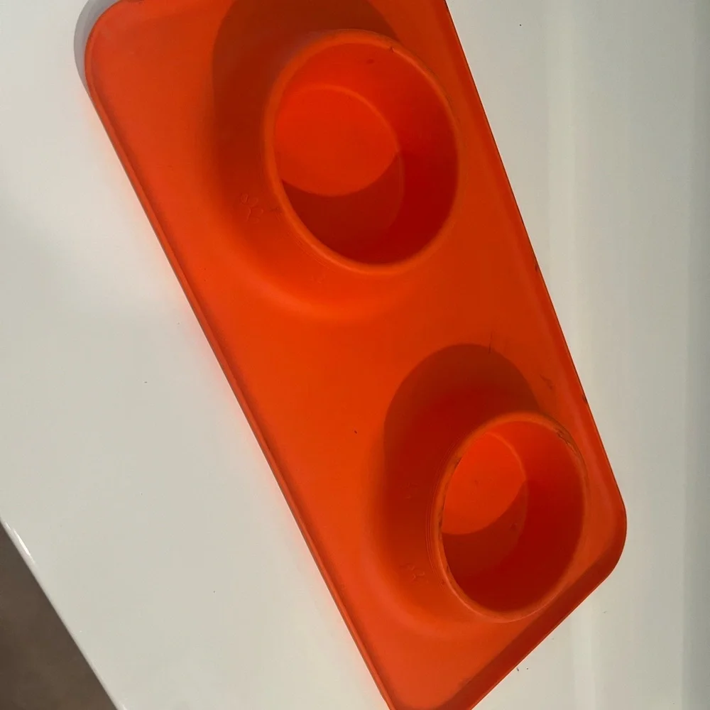 Orange Silicone Pet Bowl Matt (no-slip)
